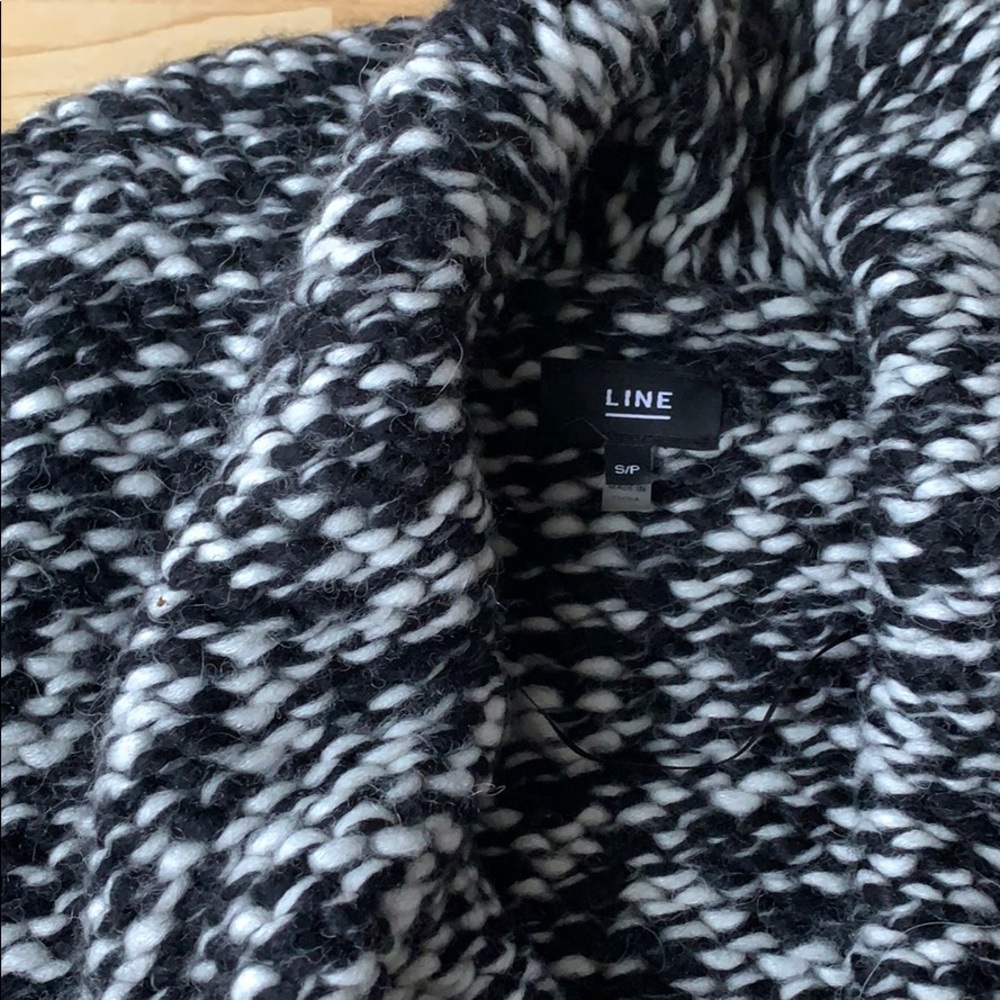 NWOT Line chunky knit sweater - Picture 3 of 6